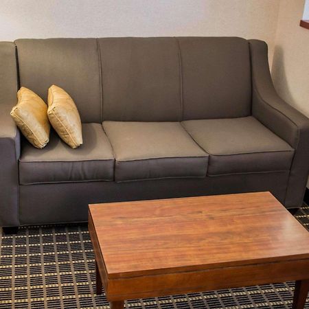 Comfort Suites Portland Southwest Extérieur photo