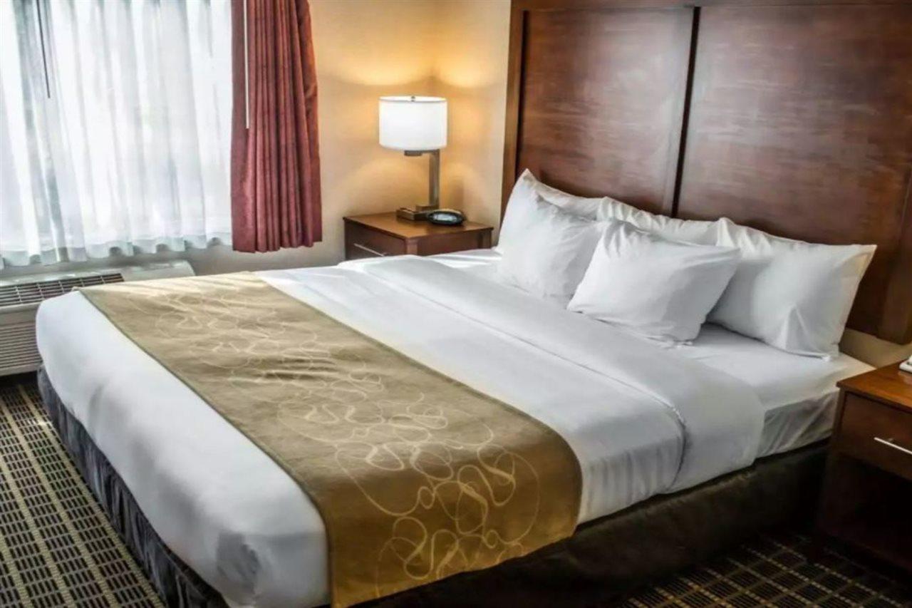Comfort Suites Portland Southwest Extérieur photo