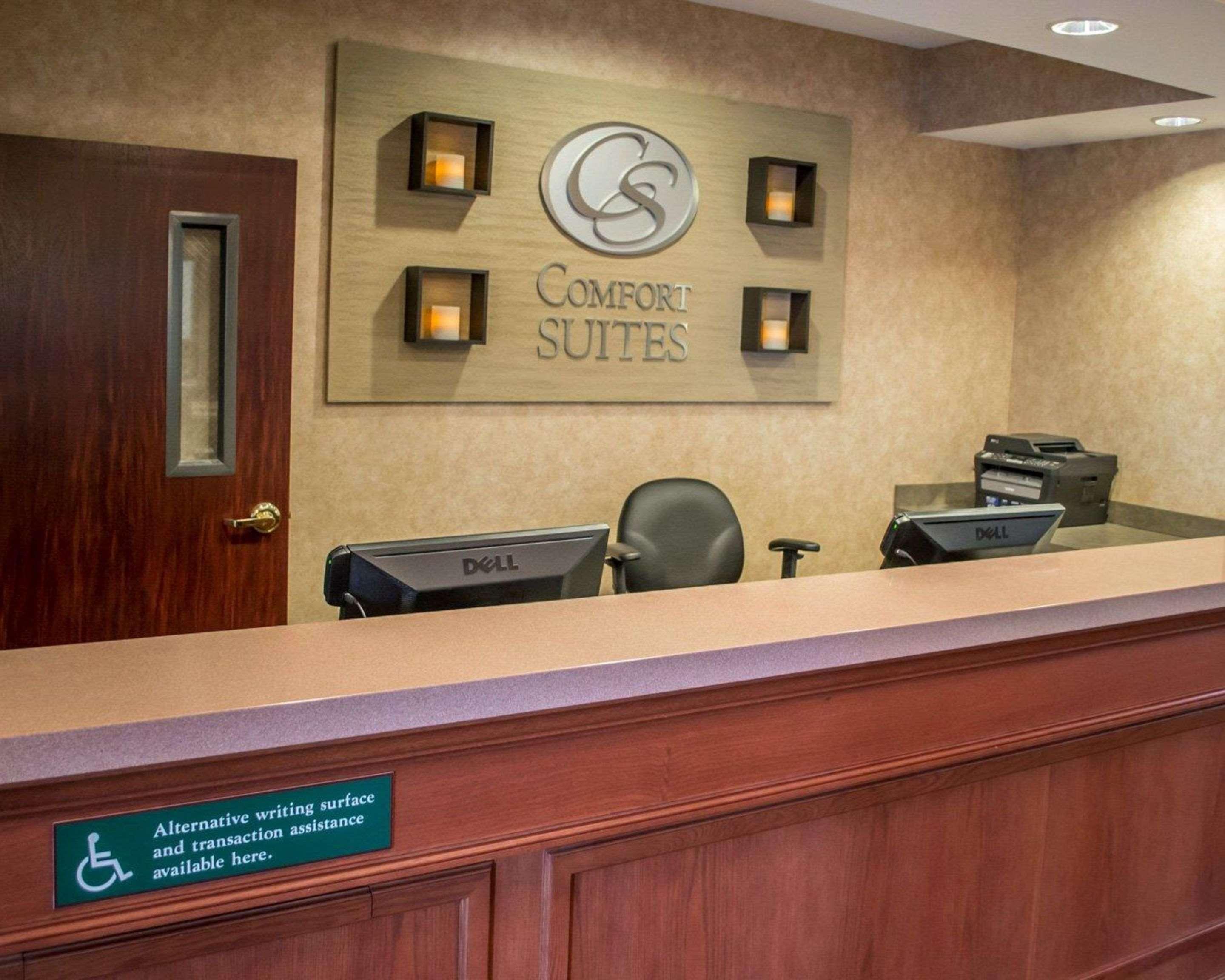 Comfort Suites Portland Southwest Extérieur photo